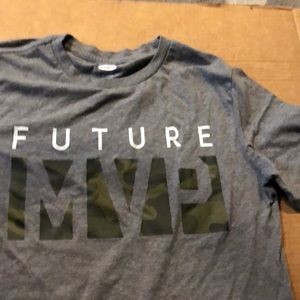 Grey Old Navy kids tee shirt